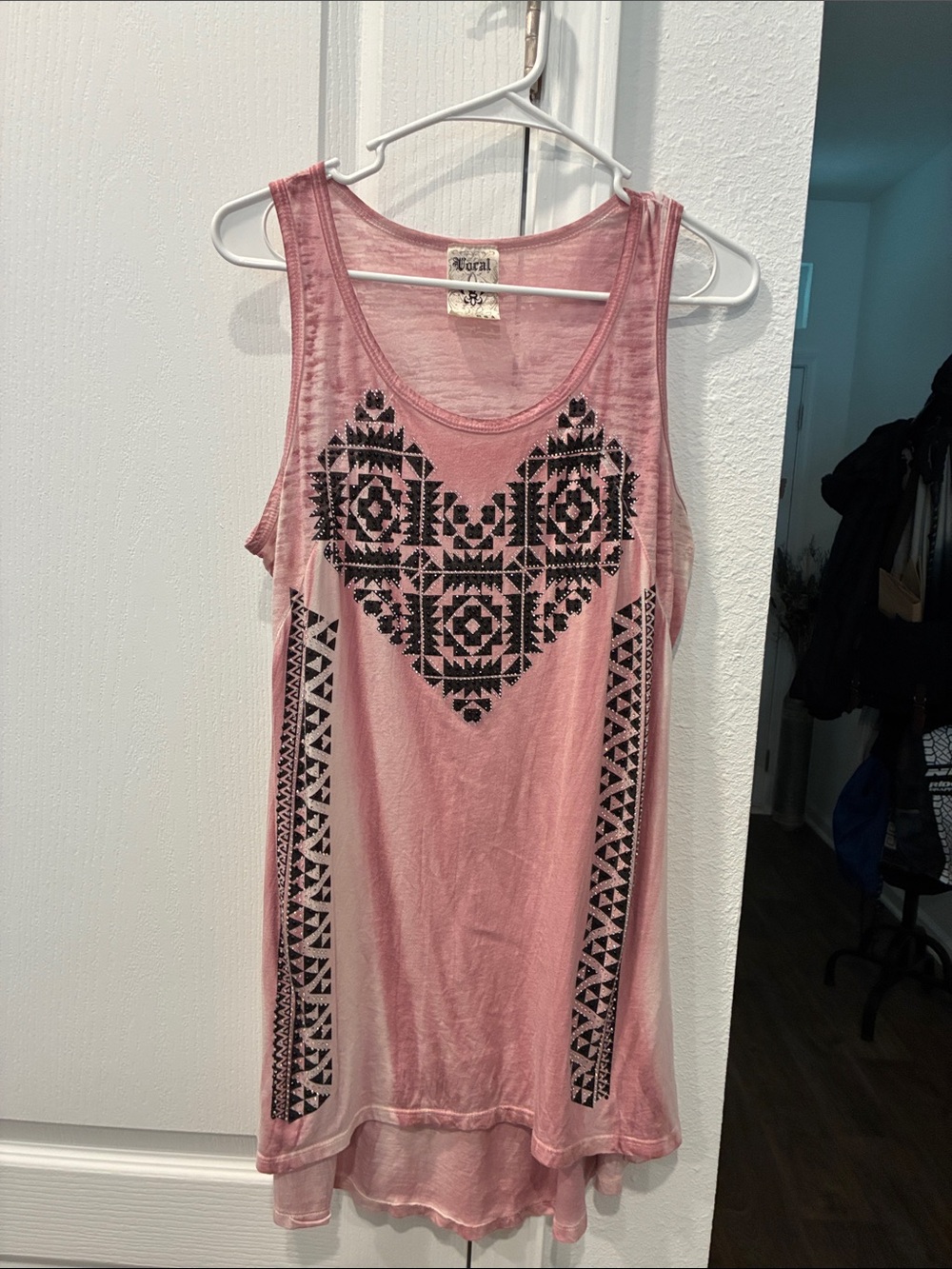 Vocal Mauve Tank with Black Aztec Heart